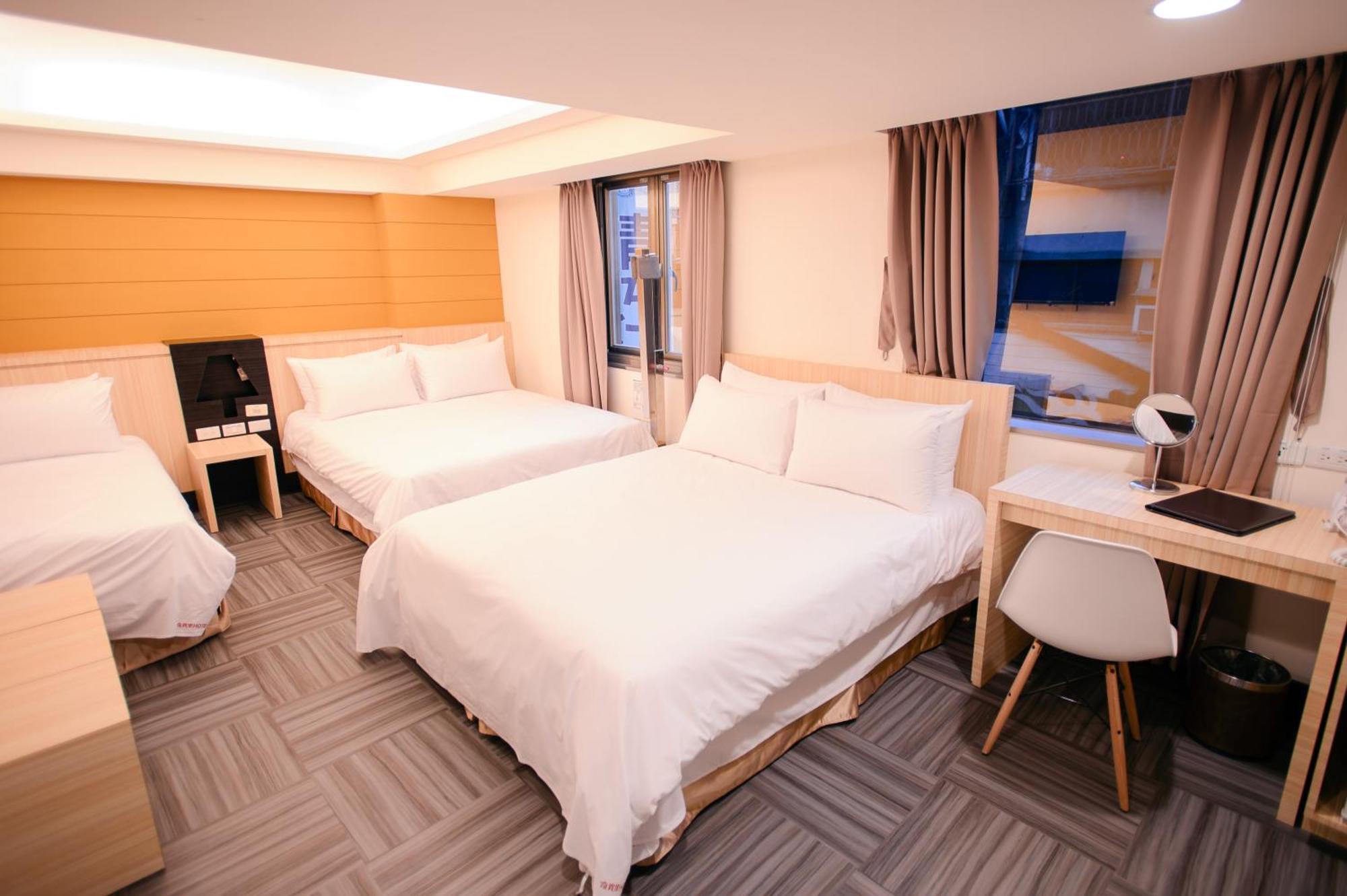 Kiwi Express Hotel - Chenggong Rd Тайджун Екстериор снимка